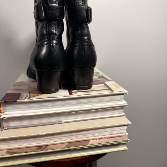 Clark Artisan Size 7 Casual Black Leather Ankle Boots - Picture 13 of 15